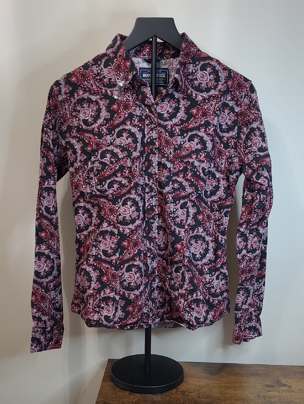 Rough Stock Panhandle Slim Black/Red/White Paisley Snap-Button Western Shirt (M)